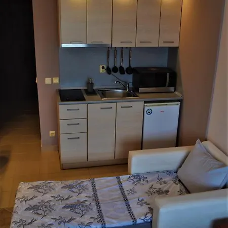 Private Studio In Kavatsi Beach Daire