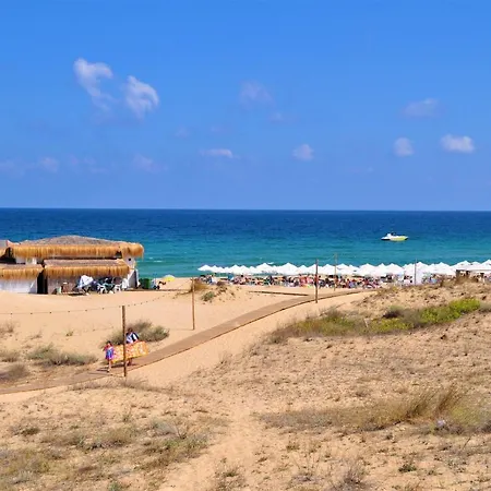 Daire Private Studio In Kavatsi Beach *