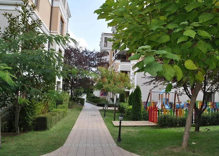 Private In Kavatsi Апартаменты