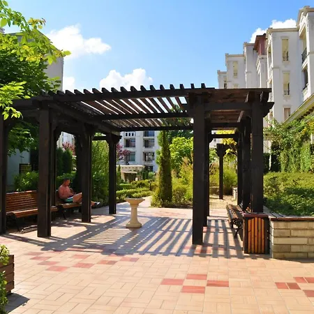 Apartament In Kavatsi H1 *