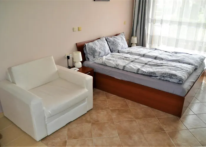 Apartment Private In Kavatsi Sozopol