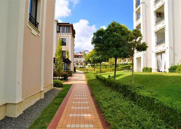 Apartment Private In Kavatsi *